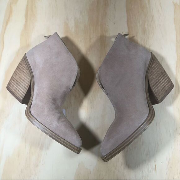 Vince Camuto Ginsel Taupe Ankle Boots Women’s Size 5.5 - Picture 3 of 7